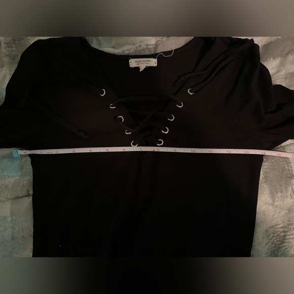 Lace Up Style Top - Picture 4 of 4